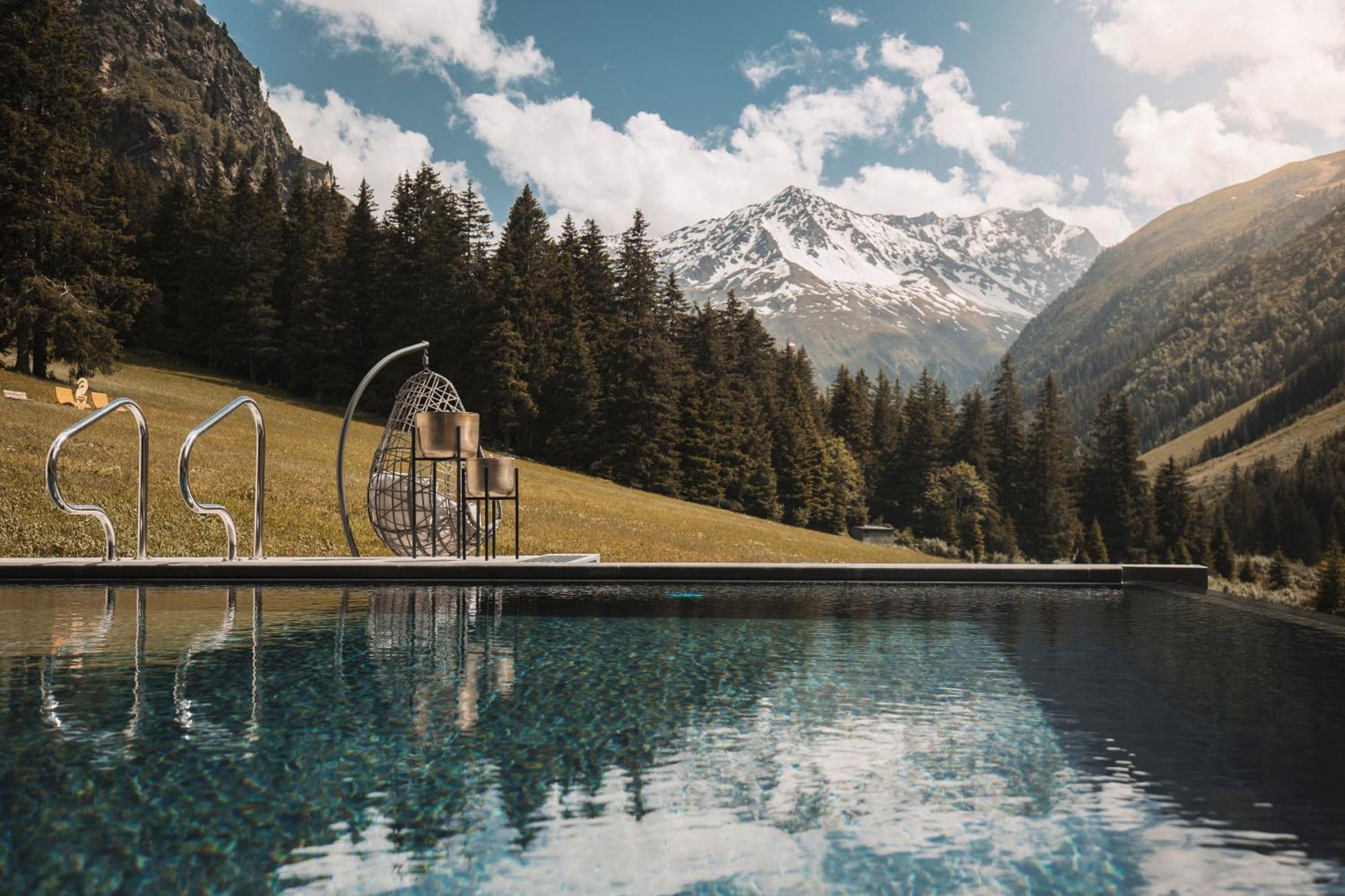 Alpine Resort Sportalm Sankt Leonhard im Pitztal Esterno foto